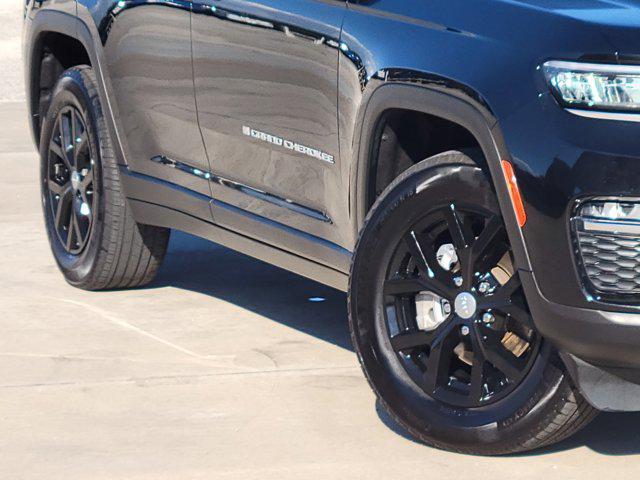 used 2024 Jeep Grand Cherokee car, priced at $29,140