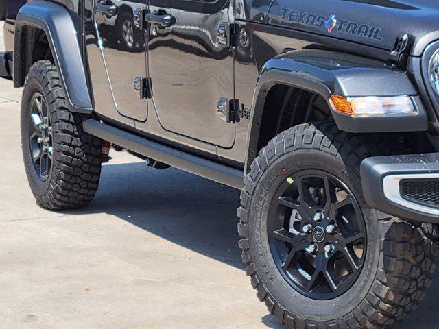 new 2025 Jeep Gladiator car, priced at $37,217