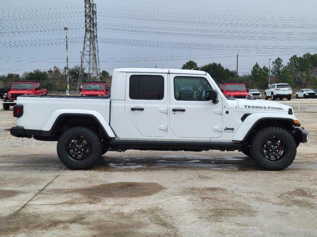 new 2025 Jeep Gladiator car, priced at $40,881