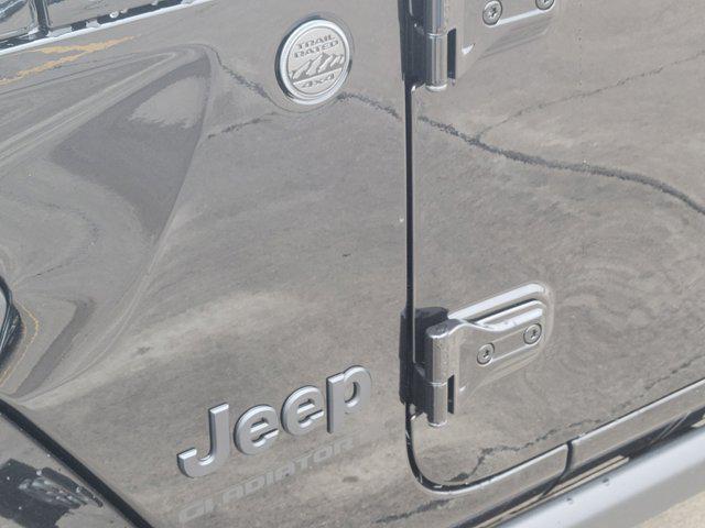 new 2024 Jeep Gladiator car, priced at $31,604