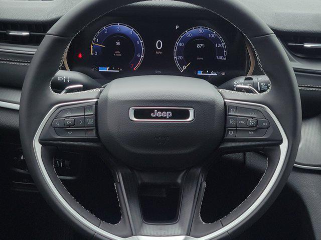 new 2025 Jeep Grand Cherokee car, priced at $33,784
