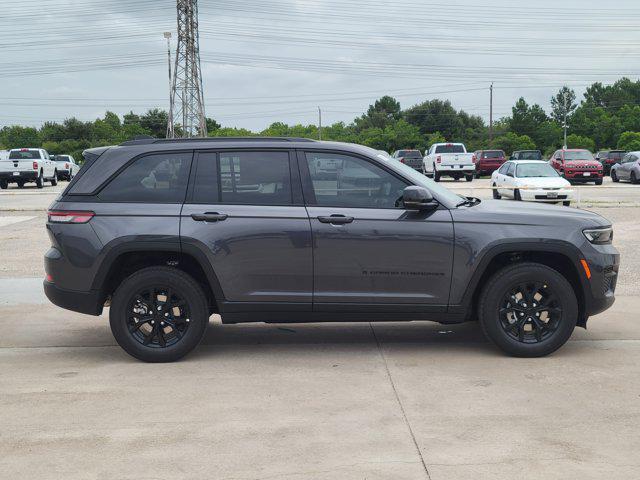 new 2025 Jeep Grand Cherokee car, priced at $33,784
