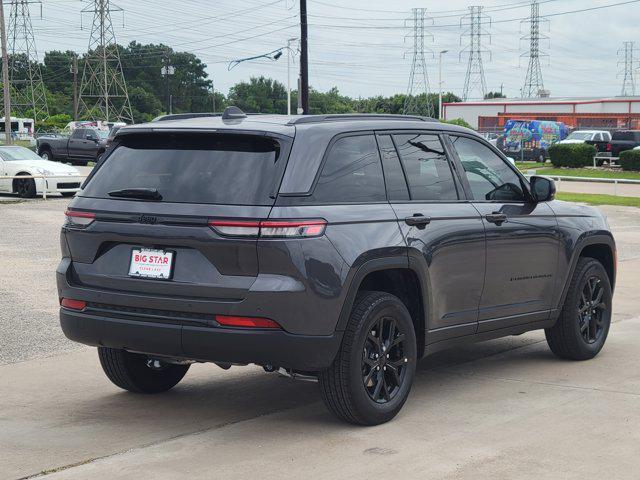 new 2025 Jeep Grand Cherokee car, priced at $33,784