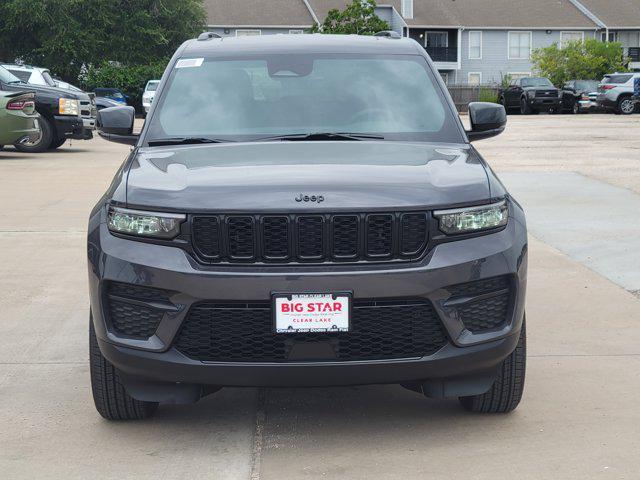 new 2025 Jeep Grand Cherokee car, priced at $33,784