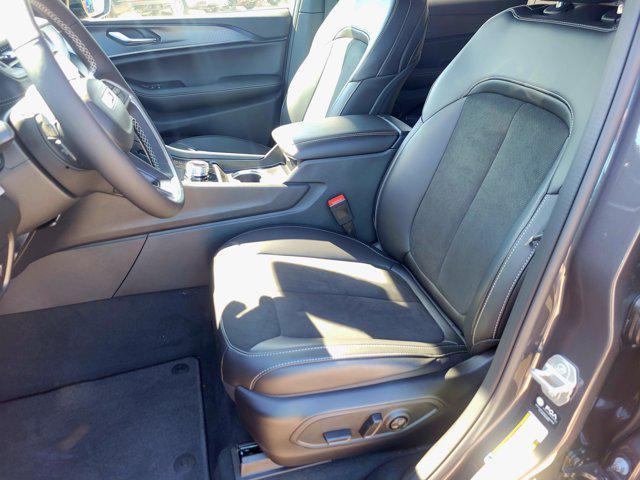 new 2025 Jeep Grand Cherokee L car, priced at $35,509