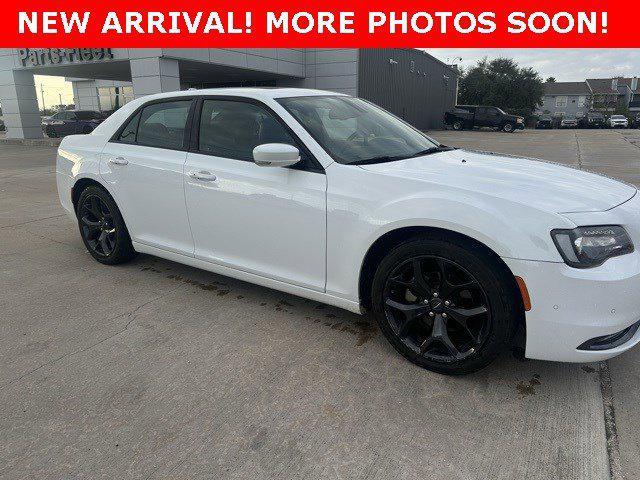 used 2022 Chrysler 300 car, priced at $25,868