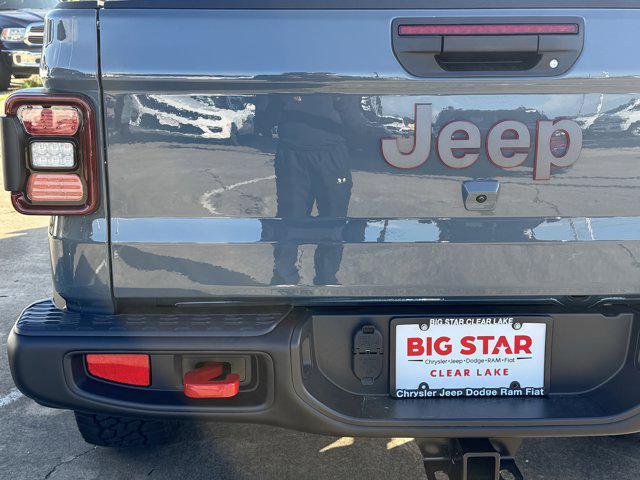 new 2025 Jeep Gladiator car, priced at $44,854