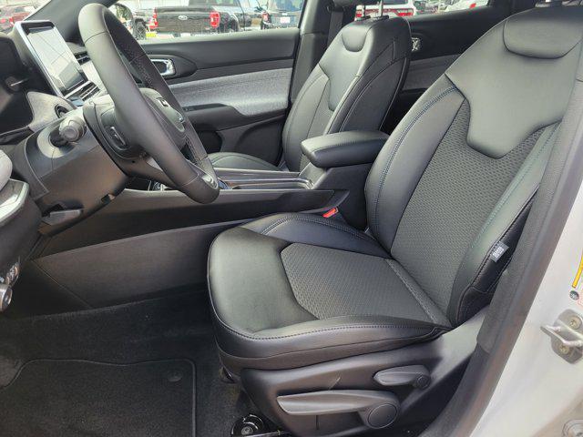 new 2025 Jeep Compass car, priced at $22,835