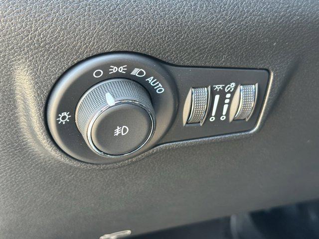 new 2026 Jeep Compass car, priced at $27,039