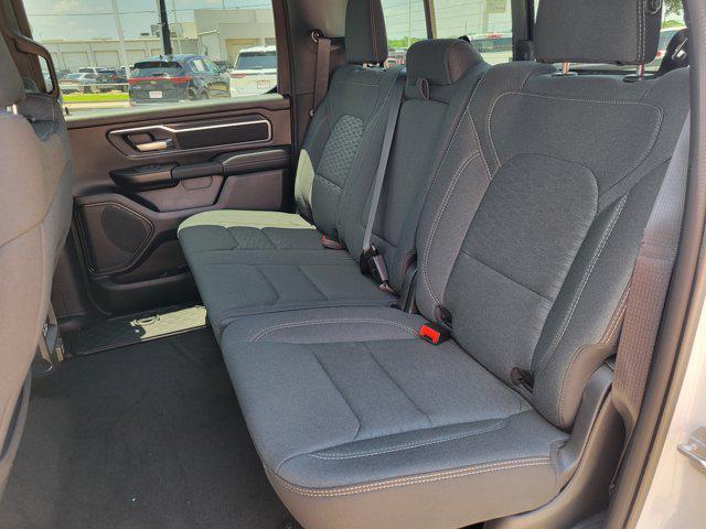 new 2025 Ram 1500 car, priced at $43,672
