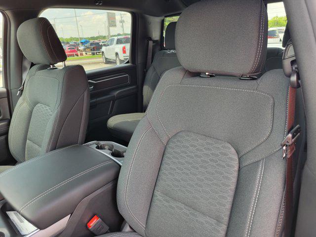 new 2025 Ram 1500 car, priced at $43,672