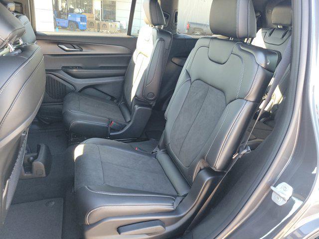 new 2025 Jeep Grand Cherokee L car, priced at $33,949