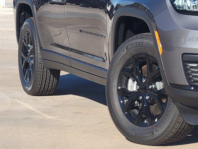 new 2025 Jeep Grand Cherokee L car, priced at $33,949