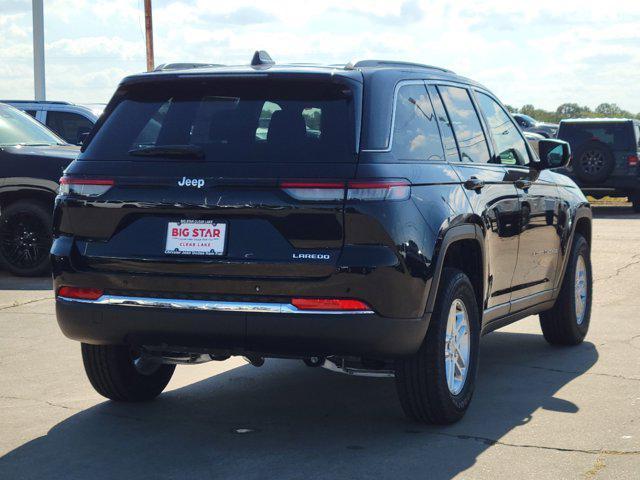 new 2025 Jeep Grand Cherokee car, priced at $32,800