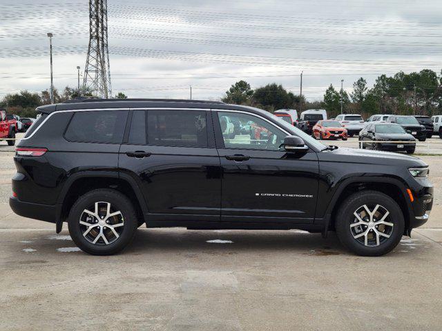 new 2025 Jeep Grand Cherokee L car, priced at $39,762