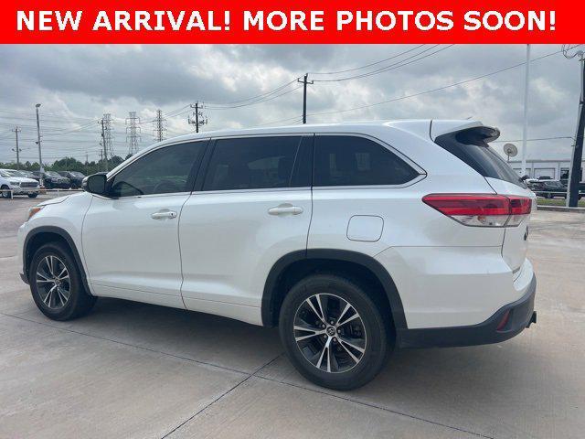 used 2018 Toyota Highlander car, priced at $19,699