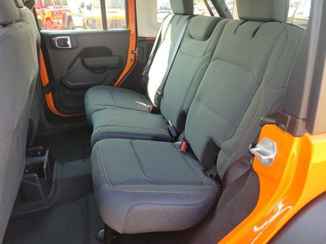 new 2025 Jeep Wrangler car, priced at $37,564