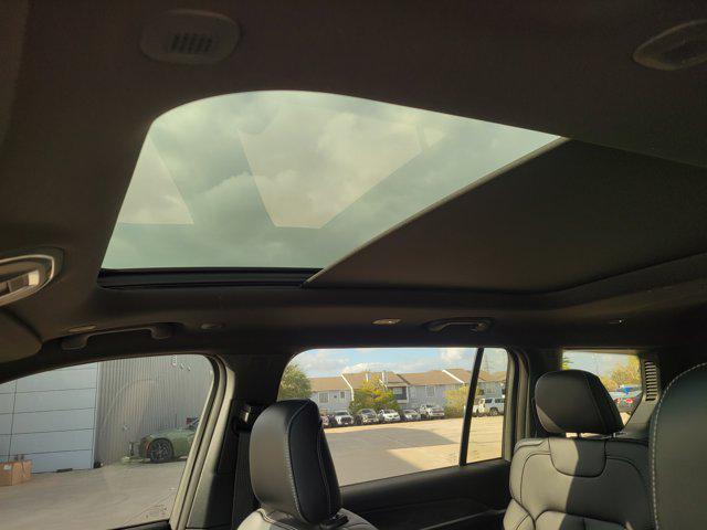 new 2025 Jeep Grand Cherokee L car, priced at $43,285