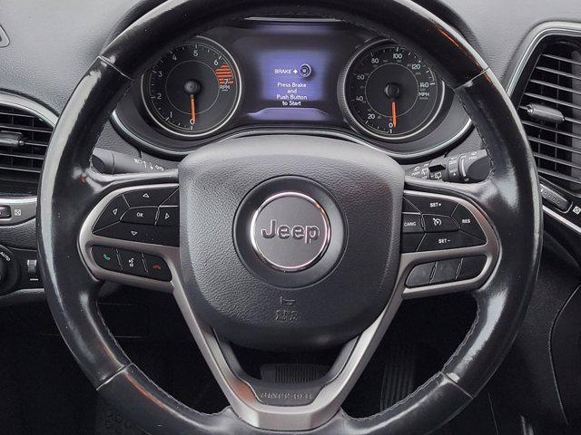 used 2020 Jeep Cherokee car, priced at $18,995