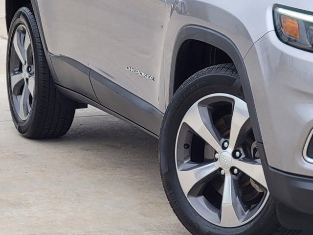 used 2020 Jeep Cherokee car, priced at $18,995