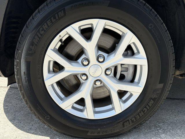 used 2024 Jeep Grand Cherokee L car, priced at $32,999