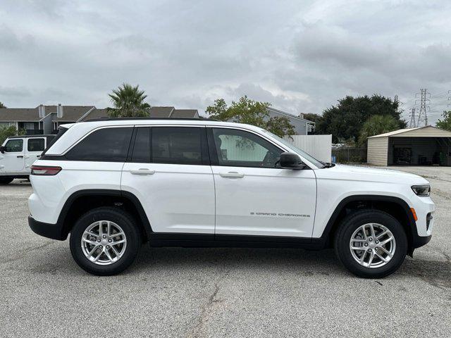 new 2024 Jeep Grand Cherokee car, priced at $32,619