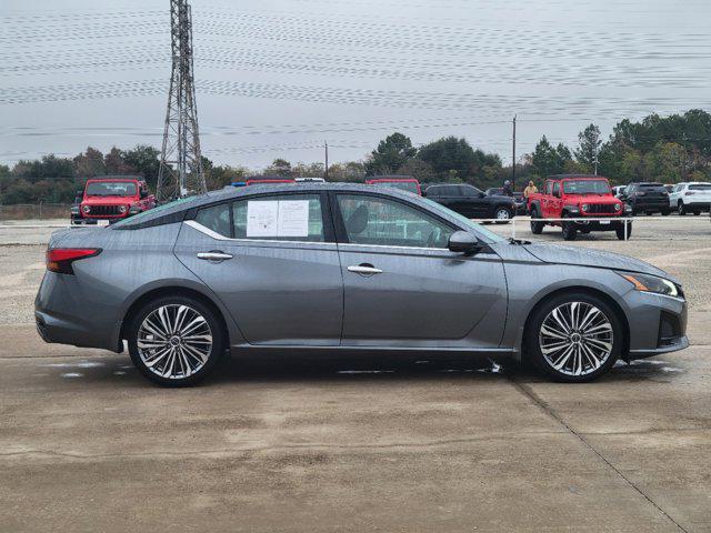 used 2023 Nissan Altima car, priced at $18,999