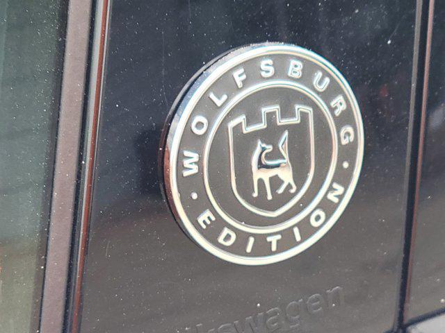 used 2024 Volkswagen Tiguan car, priced at $25,999