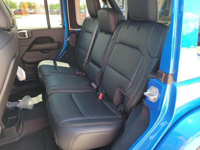 new 2025 Jeep Wrangler car, priced at $44,051