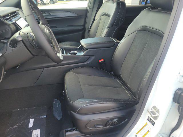 new 2025 Jeep Grand Cherokee L car, priced at $33,485