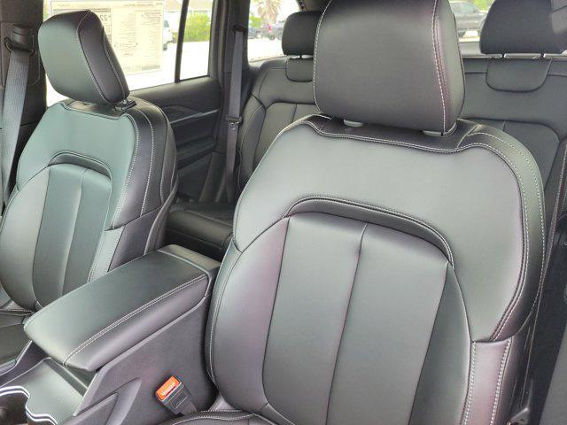 new 2025 Jeep Grand Cherokee car, priced at $36,057