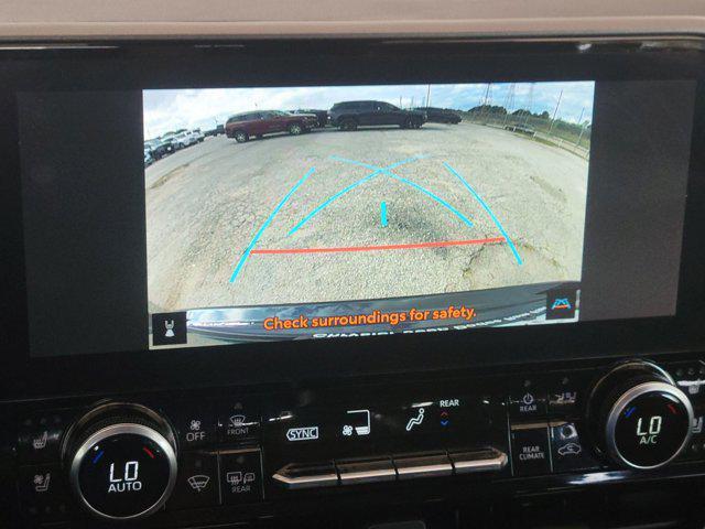 used 2023 Toyota Highlander car, priced at $34,304