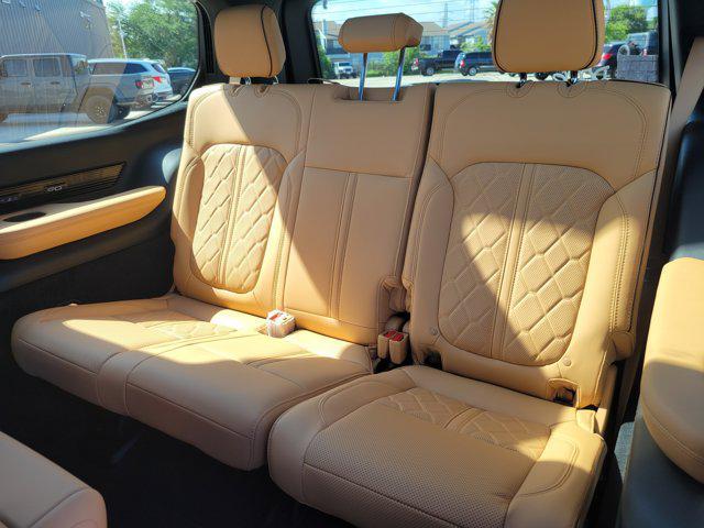 new 2025 Jeep Grand Wagoneer car, priced at $106,352