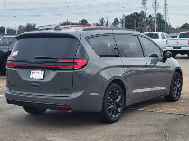 new 2025 Chrysler Pacifica car, priced at $43,175