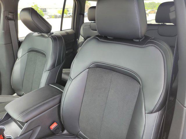 new 2025 Jeep Grand Cherokee car, priced at $33,784
