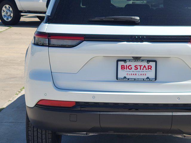 new 2025 Jeep Grand Cherokee car, priced at $33,132