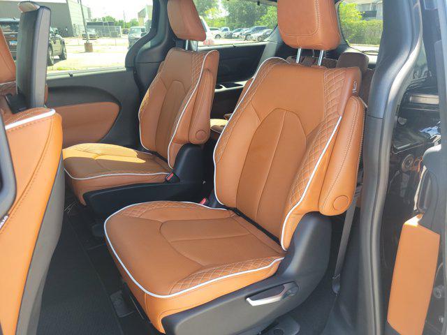 new 2025 Chrysler Pacifica car, priced at $49,363