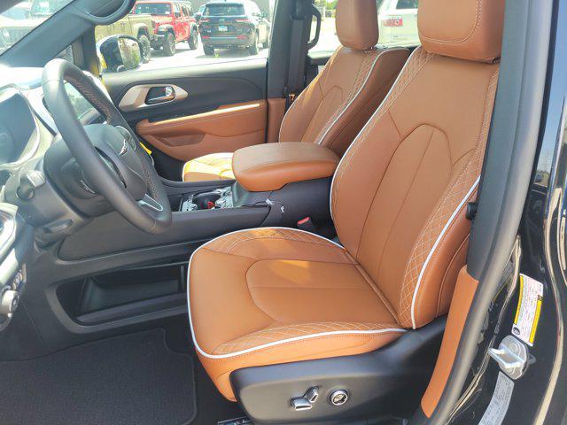 new 2025 Chrysler Pacifica car, priced at $49,363