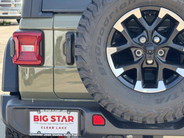 new 2025 Jeep Wrangler car, priced at $46,664