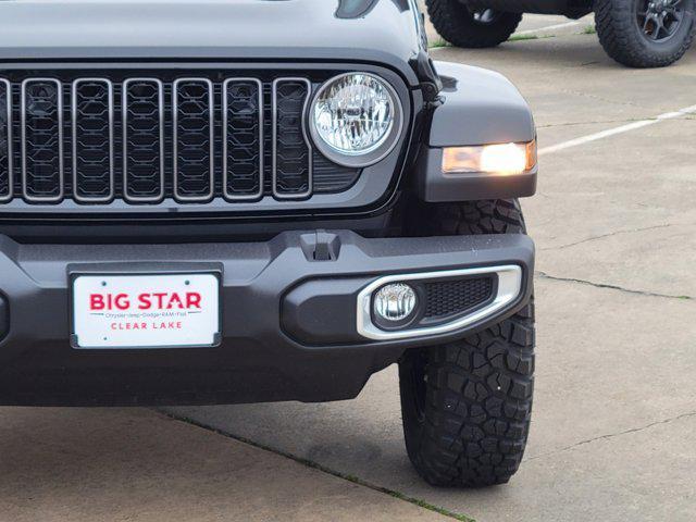 new 2025 Jeep Gladiator car, priced at $37,217
