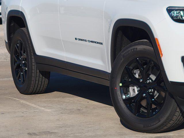 new 2025 Jeep Grand Cherokee L car, priced at $33,485