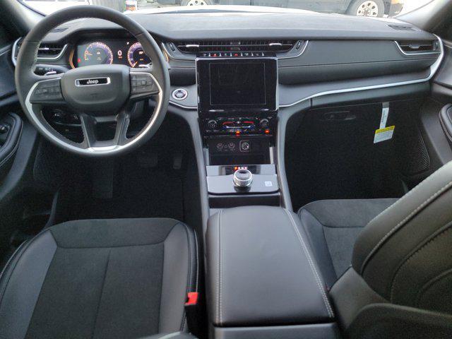 new 2025 Jeep Grand Cherokee L car, priced at $33,485