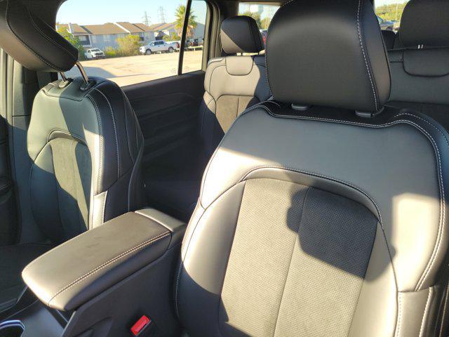 new 2025 Jeep Grand Cherokee L car, priced at $33,485