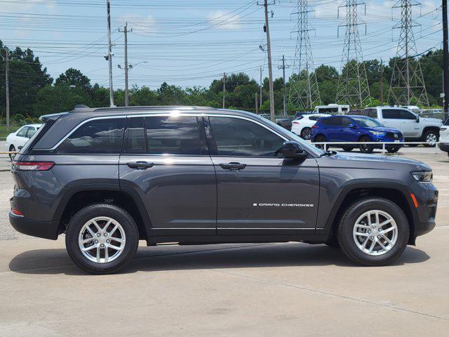 new 2025 Jeep Grand Cherokee car, priced at $31,300
