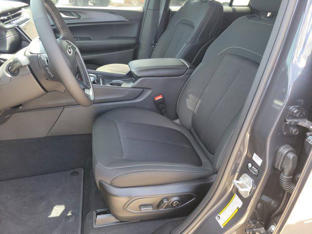 new 2025 Jeep Grand Cherokee car, priced at $31,300