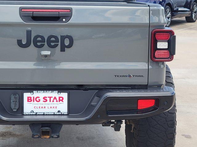 used 2022 Jeep Gladiator car, priced at $34,439