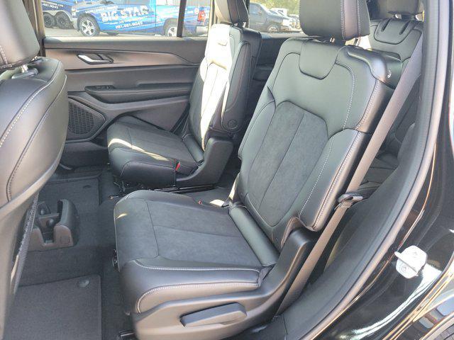 new 2025 Jeep Grand Cherokee L car, priced at $34,726