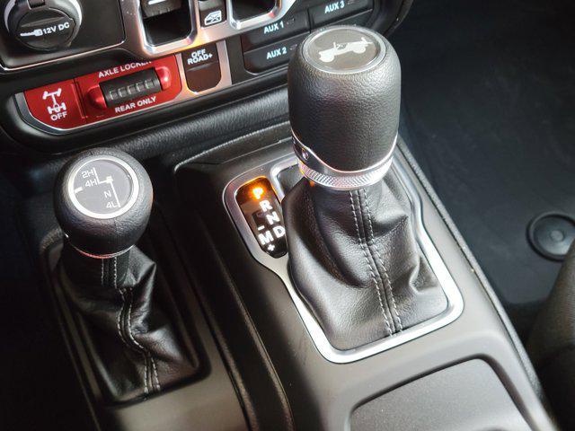 new 2025 Jeep Wrangler car, priced at $45,633