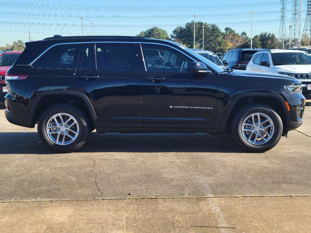 new 2025 Jeep Grand Cherokee car, priced at $34,149