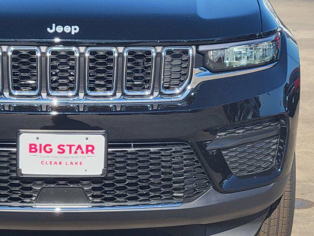 new 2025 Jeep Grand Cherokee car, priced at $34,149